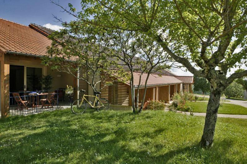 Готель Domaine Des Compouzines Монтіньяк Екстер'єр фото