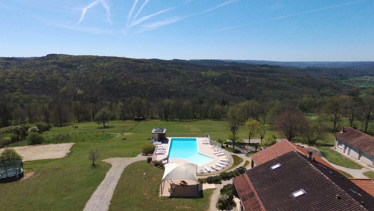 Готель Domaine Des Compouzines Монтіньяк Екстер'єр фото